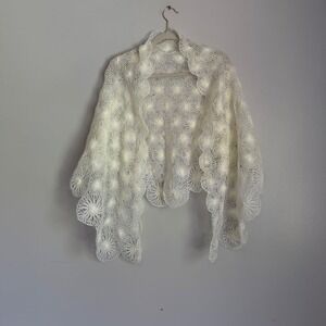 Sally-Gee Vintage Hand Crochet Virgin Wool Shawl Cream White Floral Lace Japan